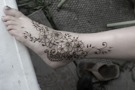 Koi- henna design by Christine Fenzl/Canadian Henna